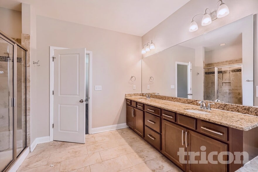 Building Photo - 13720 Laughing Gull Dr