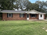 Building Photo - 19157 Richardson Ln