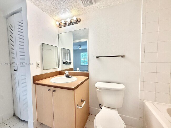Building Photo - 4241 San Marino Blvd