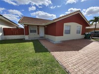 Building Photo - 1137 NW 128th Pl