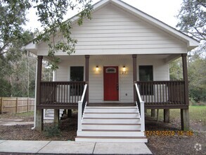 Building Photo - 2BR/1BA Home in Long Beach.  Rent is $950