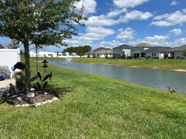 Building Photo - 754 Cherry Elm Dr