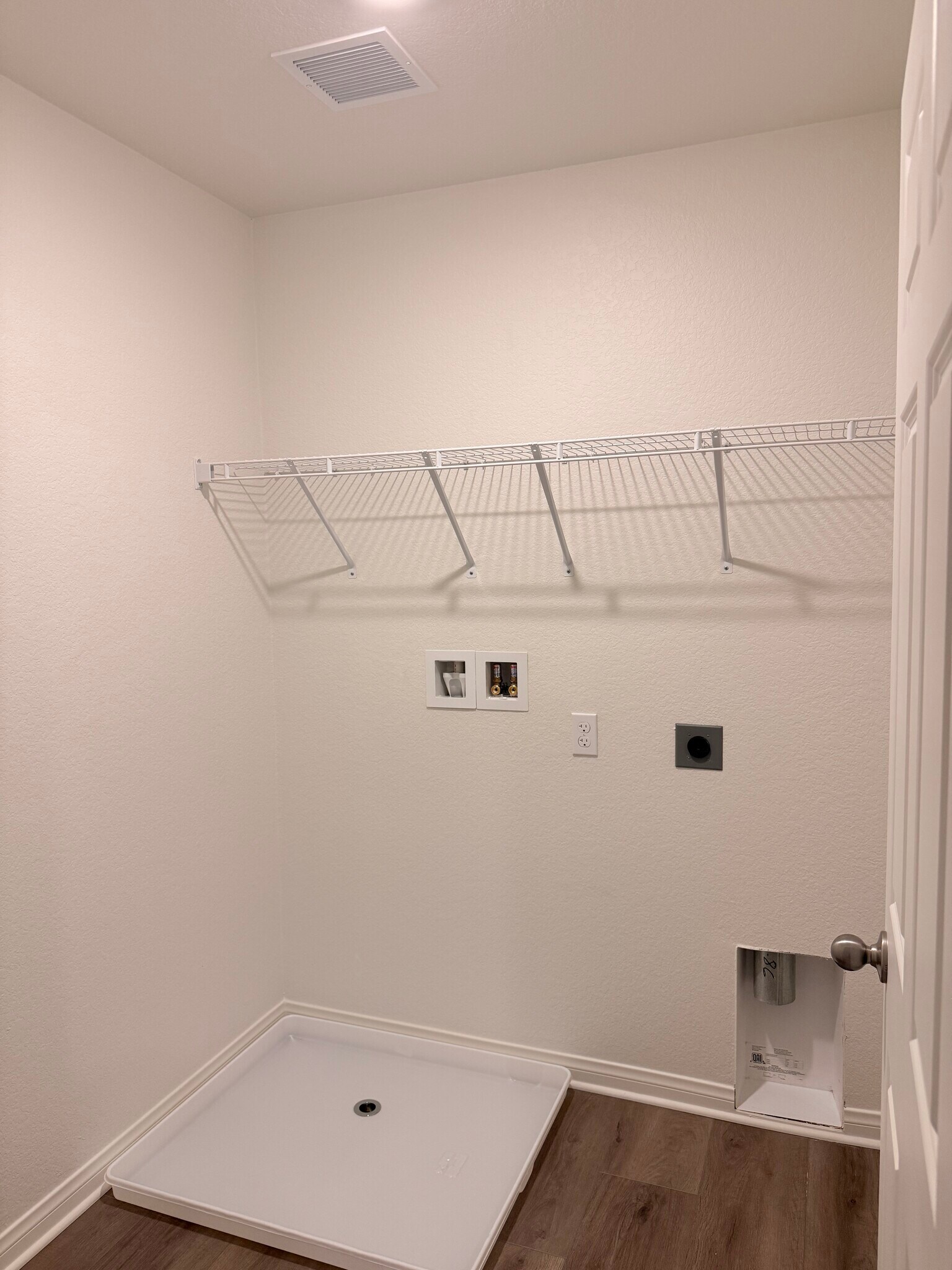 Laundry Area - 4249 E Rincon St