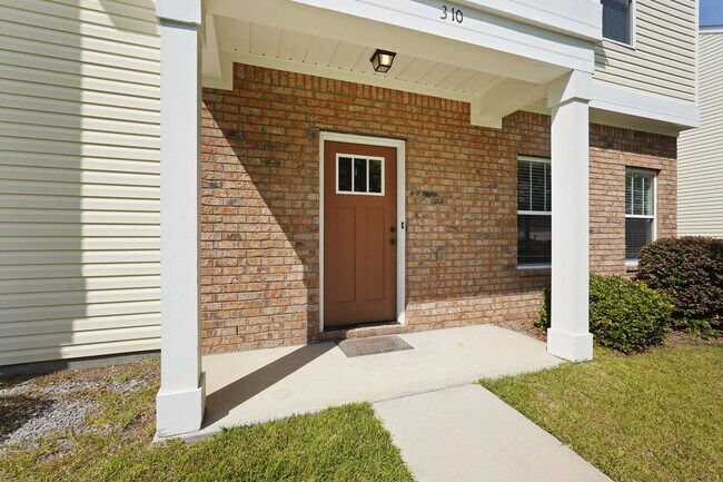 Building Photo - 308 Morgan Pines Dr