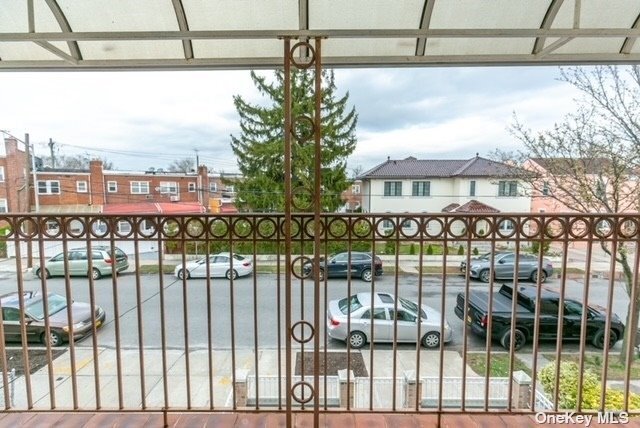 Building Photo - 46-20 190th St