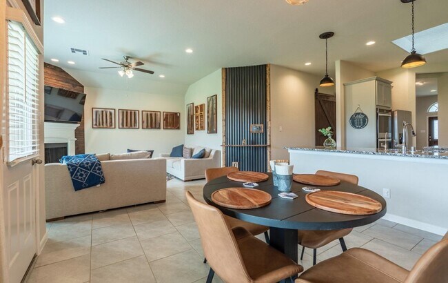 Building Photo - 4051 Prairie Landing Ln