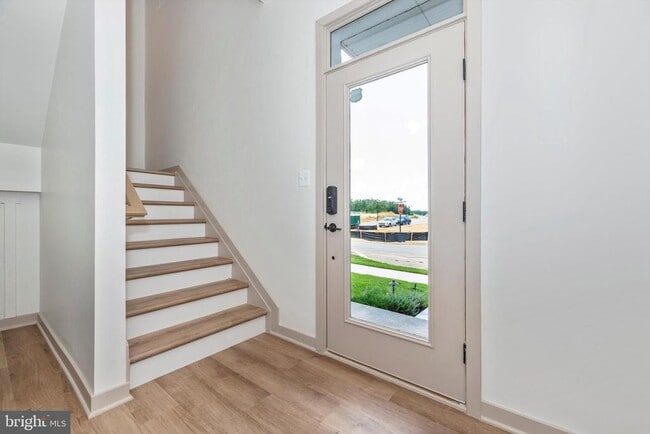 Building Photo - 710 Iron Frg Rd