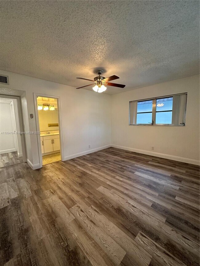 Building Photo - 2291 NW 48th Terrace