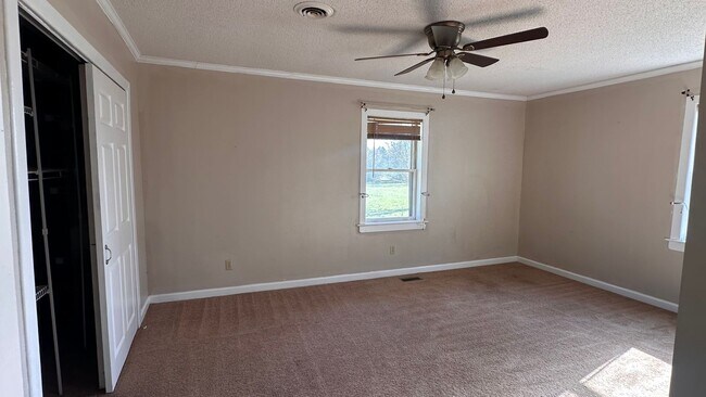 Building Photo - 468 Sandy Foundation Rd