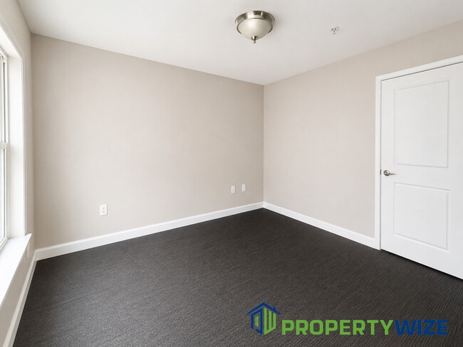 Building Photo - 4128 Orchard Ridge Blvd