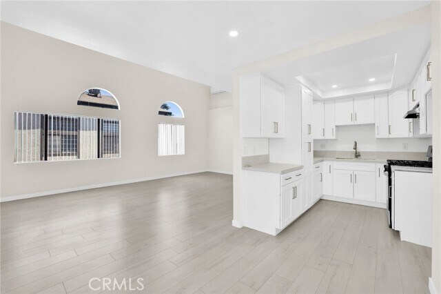 Building Photo - 7750 Laurel Canyon Blvd