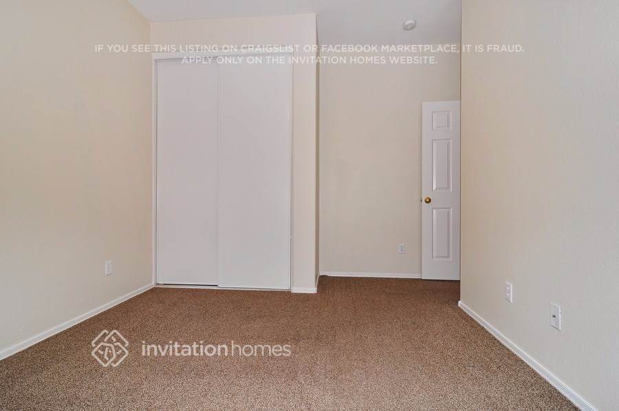Building Photo - 13988 N 132nd Ct