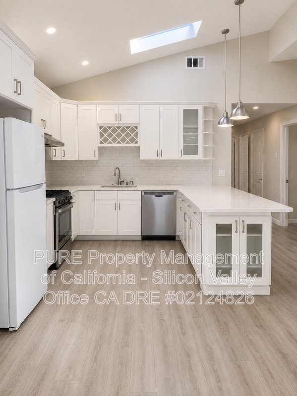 Building Photo - 40469 Shaw Ct