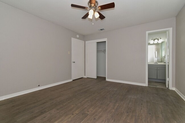 Building Photo - 50003 Del Ra Dr