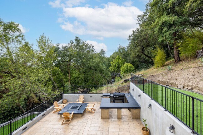 Building Photo - Coming Soon~ Private Wine Country Estate Retreat....
