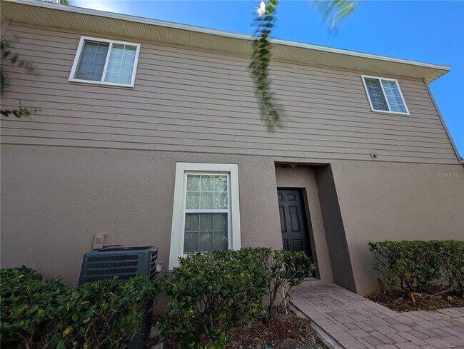 Building Photo - 2203 Chatham Pl Dr