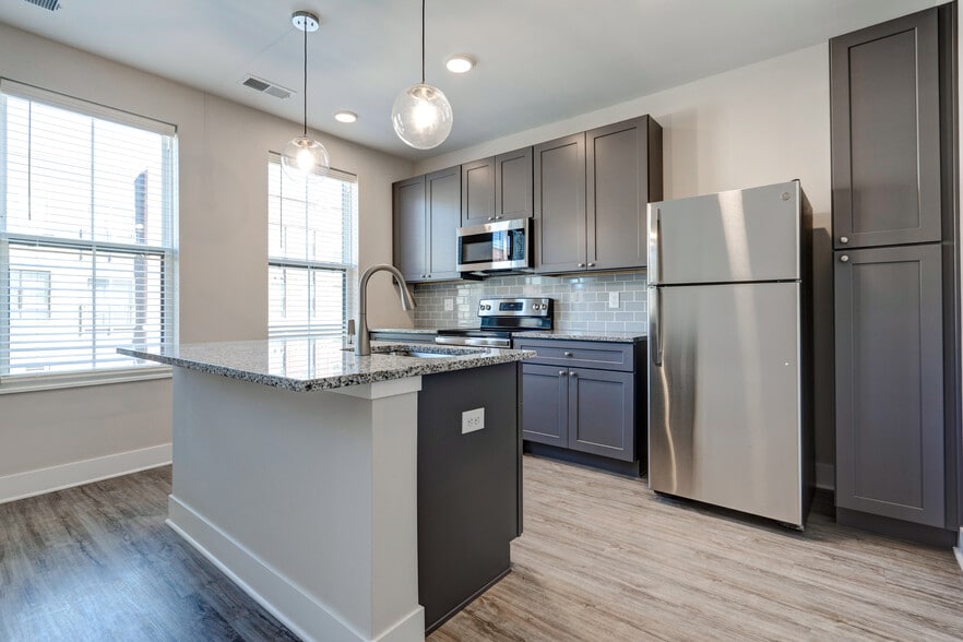 Primary Photo - Ogden Apartments
