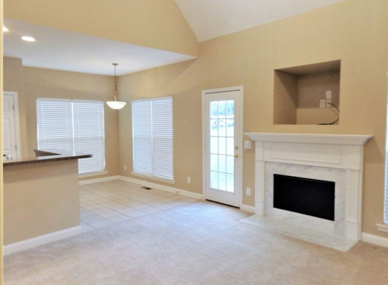Building Photo - 1017 Stonehollow Way