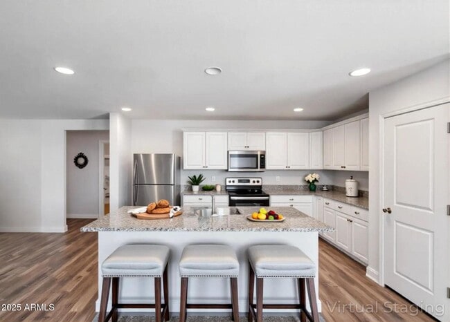 Building Photo - 2084 E Velvet Pl