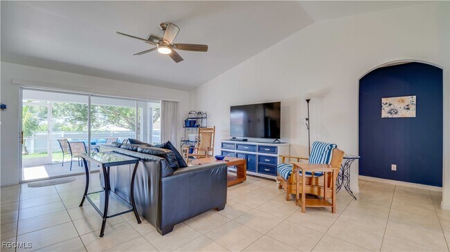 Building Photo - 3322 NW 5th Terrace