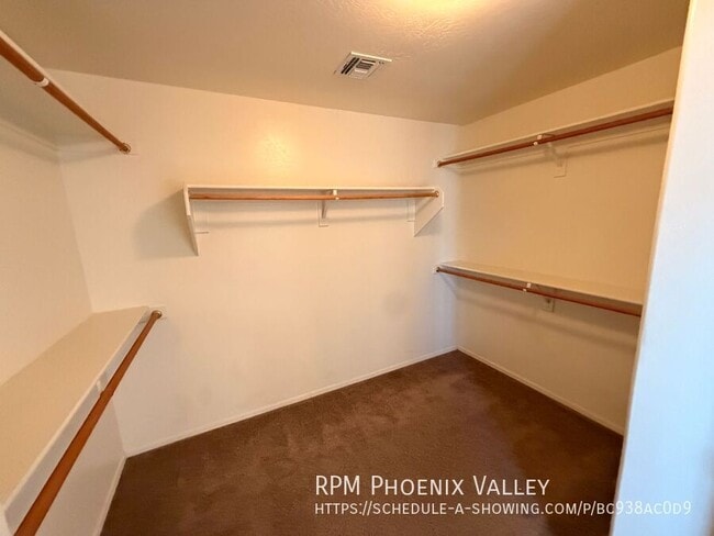 Building Photo - 17130 W Lundberg St