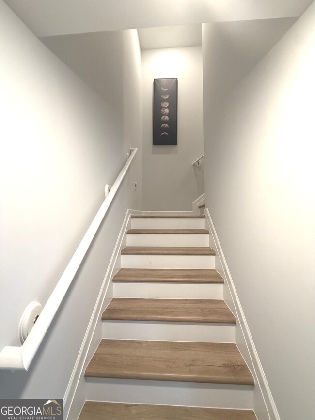 Building Photo - 205 Wallace St