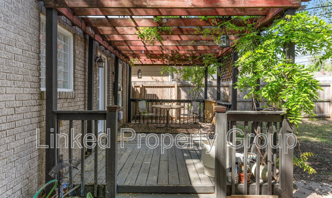 Building Photo - 1235 S Atlanta Pl