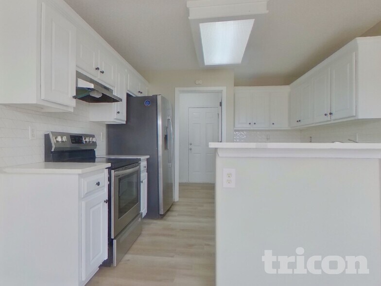 Building Photo - 962 Vera Ct