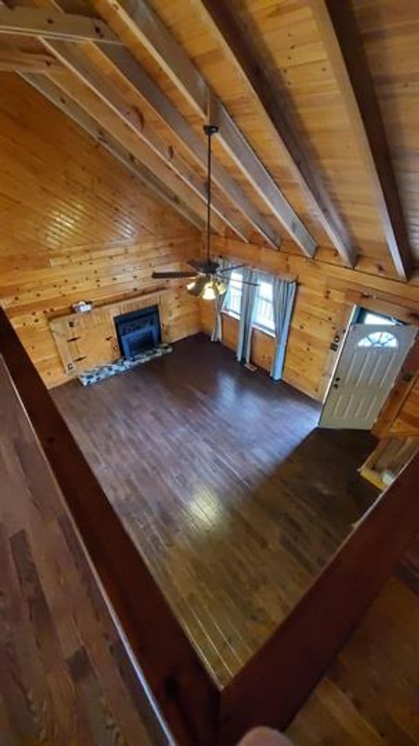 Building Photo - Gorgeous Log Home in Hurricane
