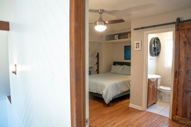 Building Photo - Private, Mountain Cottage in Weaverville, 3 Bed, 2 bathroom, 12 Month Lease