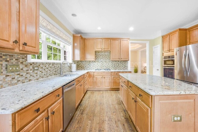 Building Photo - 8100 Morehouse Dr