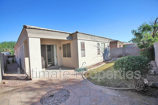 Building Photo - 6331 W Pontiac Dr