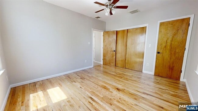 Building Photo - 11 Schuyler Ct