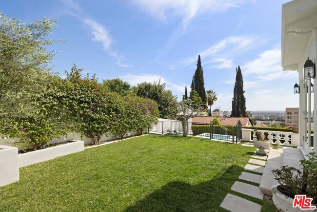 Building Photo - 6650 Whitley Terrace