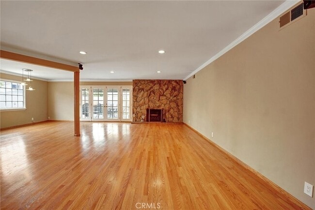 Building Photo - 17230 Bonham Ave