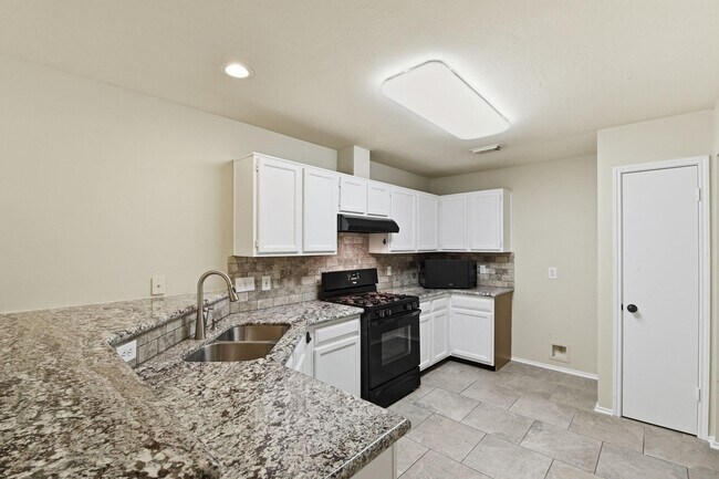 Building Photo - 30834 Melita Dr