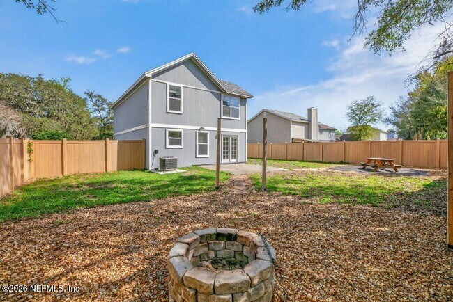 Building Photo - 518 Tuxedo Ct