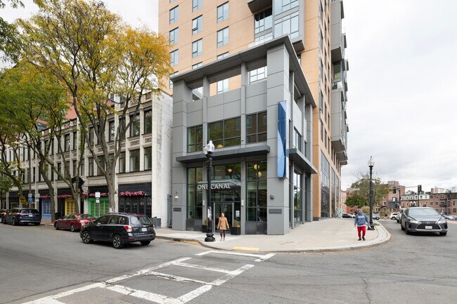 Building Photo - 1 Canal St