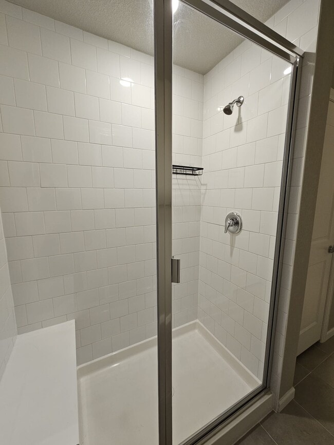 Building Photo - 10869 Wooden Pole Dr
