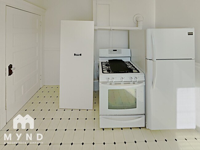 Building Photo - 22 Highland Ave