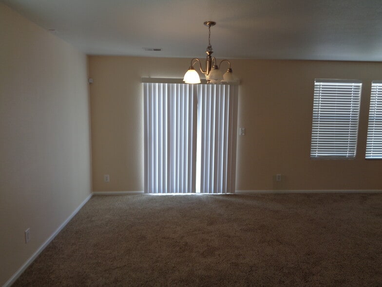 Building Photo - 15697 Randolph Pl