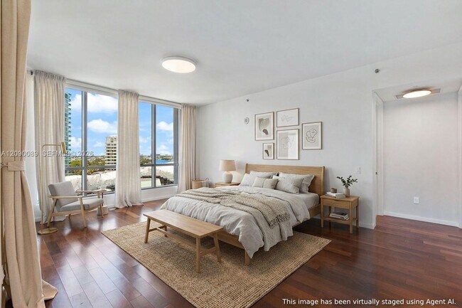 Building Photo - 5959 Collins Ave