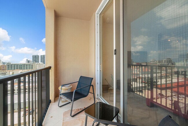 Building Photo - 651 Okeechobee Blvd