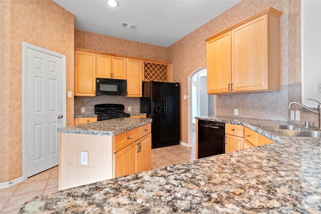 Building Photo - 3135 Stratford Bend Dr