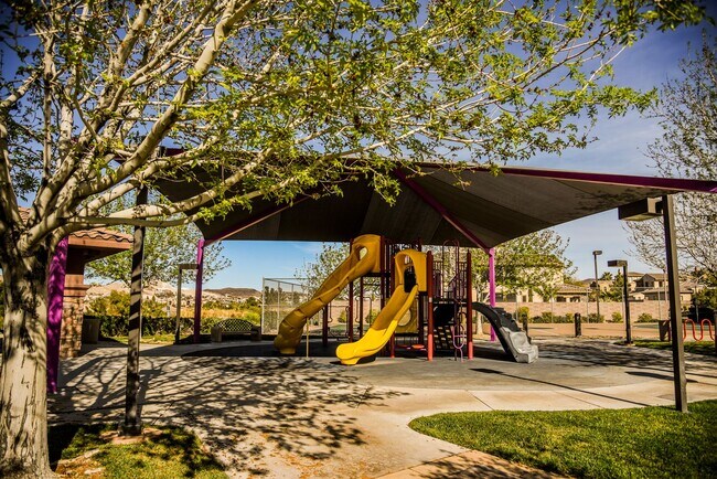Building Photo - 1053 Via Canale Dr