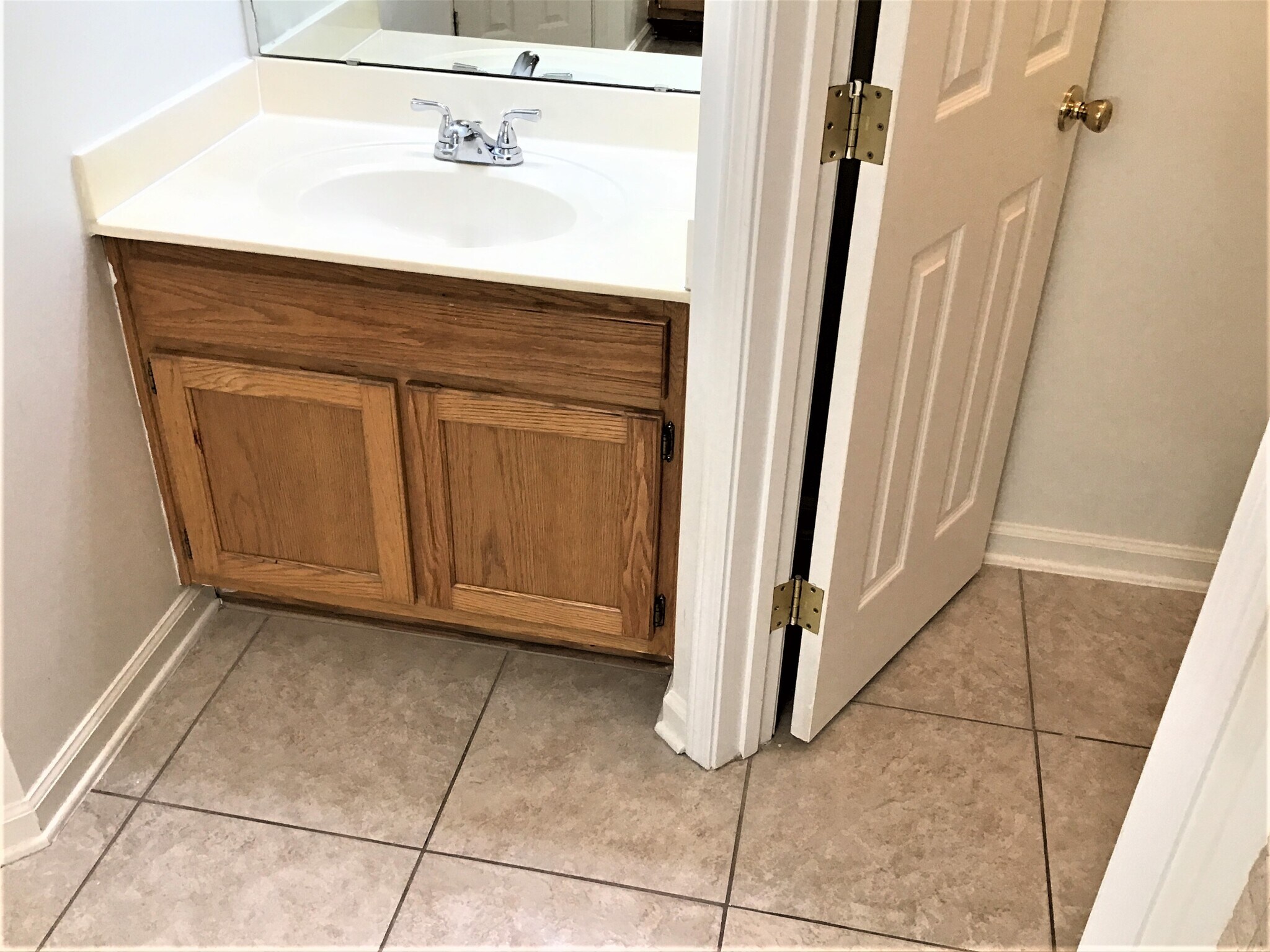 Building Photo - 2700 Darwin Ct