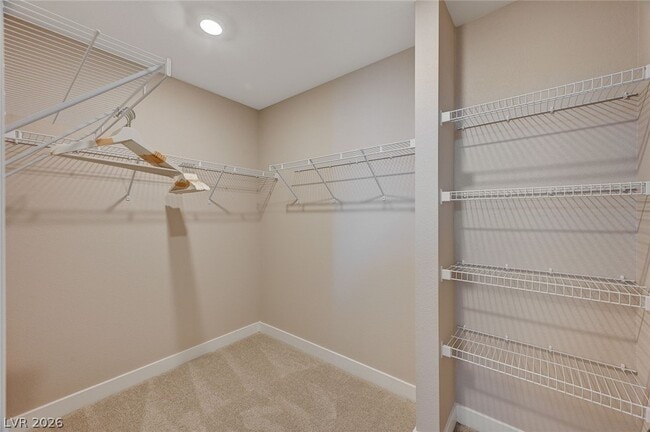 Building Photo - 10029 Luna River Ave