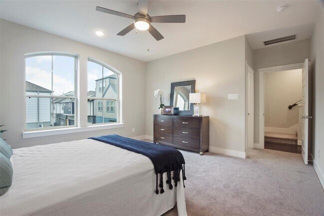 Building Photo - 12515 Holly Blue Ln