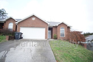 Building Photo - 2419 Glen Meadow Rd