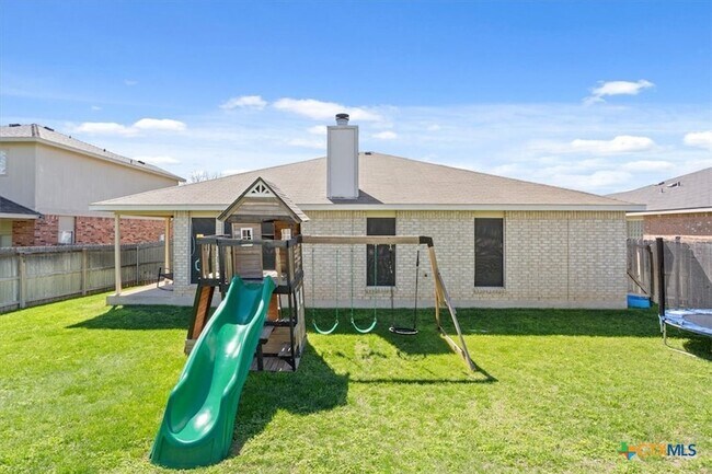 Building Photo - 709 Bighorn Dr